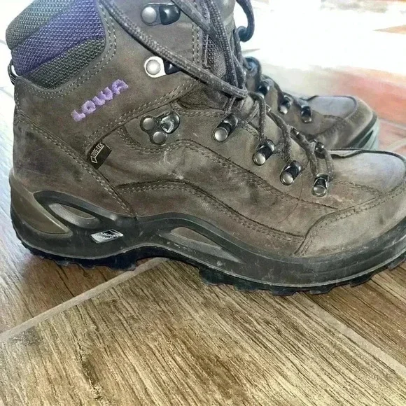 Lowa Renagade GTX women’s hiking boots - Picture 3 of 6